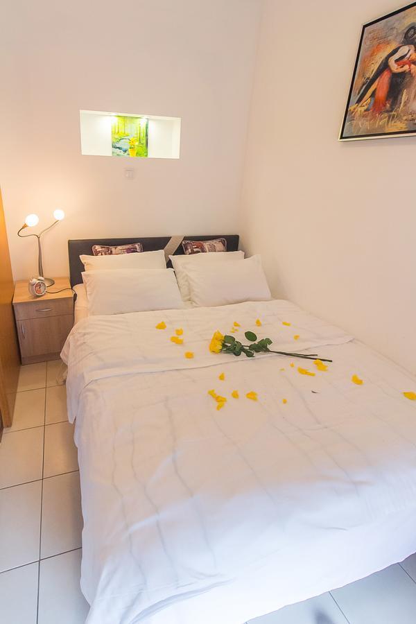 Stan Na Dan Banja Luka Apartamento Exterior foto